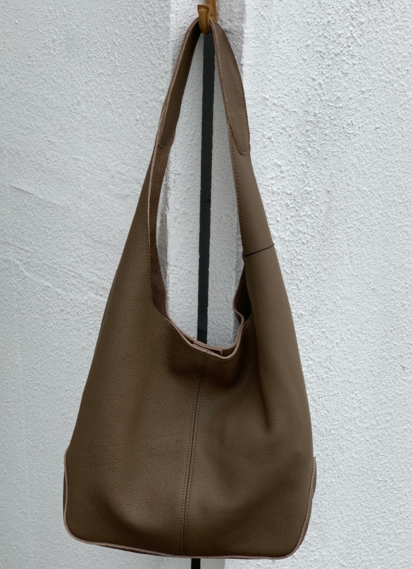 Hi Minimalistic Leather Hobo